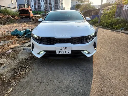 thuê xe 5 chỗ đà nẵng kia k5