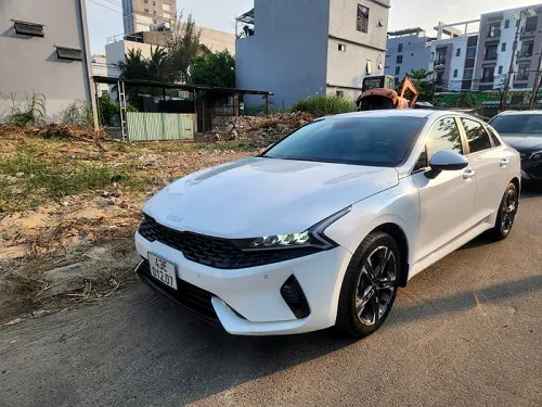 thuê xe 5 chỗ kia k5