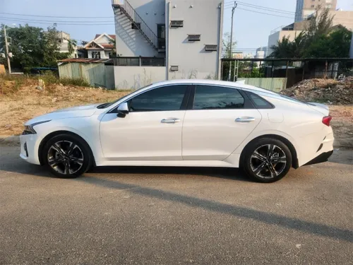 thuê xe 5 chỗ kia k5 chất lượng
