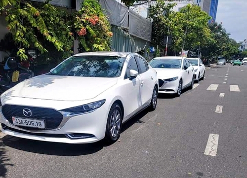 Thuê xe ô tô tự lái đà nẵng 4 chỗ uy tín 2023